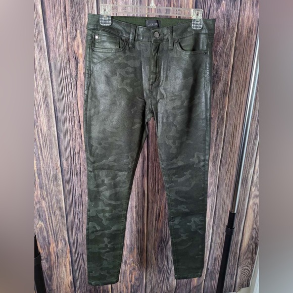 Joe’s Midrise Skinny Ankle Camo Pants - Picture 5 of 8